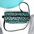 Prostokątna-miętowa-listonoszka-box-w-panterkę-Leopard-print.jpeg
