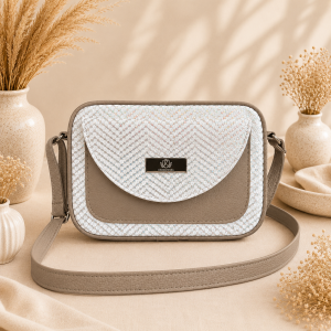Listonoszka Box White Pearl– biała łuska 