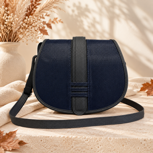 Duża granatowo-czarna listonoszka damska z klapką Navy Suede – zamsz i ekoskóra Kiszelewska