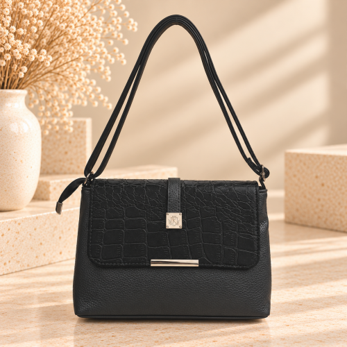 Elegancka czarna torebka na ramię Black Croco z ekoskóry i weluru, klapka ze wzorem krokodyla, regulowany pasek – Kiszelewska